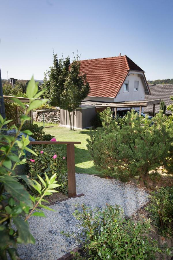 Casa Felicitas - Ferienwohnung & Studio Möhnesee Exterior foto